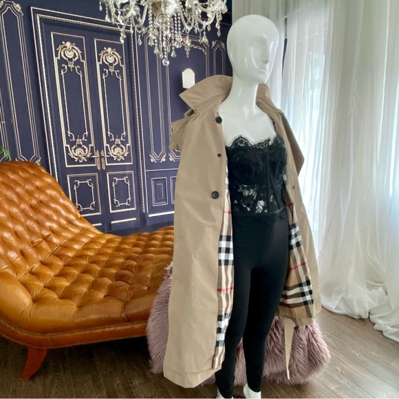 Burberry London Women’s Size 0 Khaki/Tan Trench/Raincoat - Picture 9 of 11